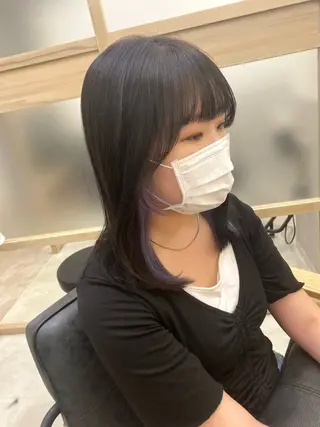 セミロング カラー 艶髪韓国ヘア 💘小笠原涼華のヘアスタイル