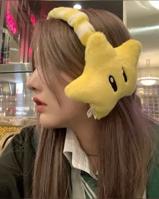 カラー mayu/ブリーチ/ layer/似合わせのヘアスタイル