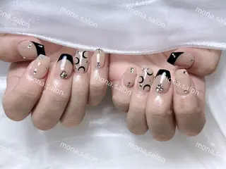 ネイル Mona【パラジェル ・長さ出し専門店】のネイルデザイン