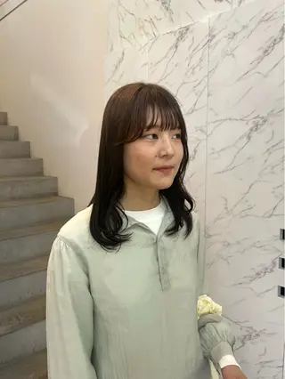 セミロング ﾏｽﾀﾞ ｱｲﾘのヘアスタイル