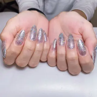 ネイル yu ri 🌹のネイルデザイン