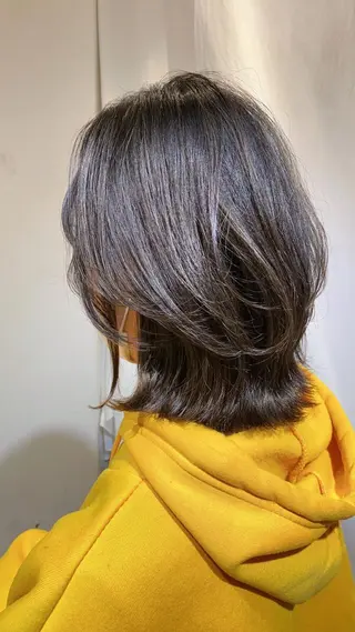 ミディアム ブリーチ ツイスパ フクヤマシンのヘアスタイル