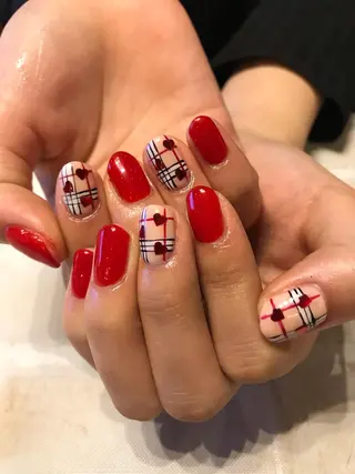 ネイル A nail所属・鈴木 茜のネイルデザイン