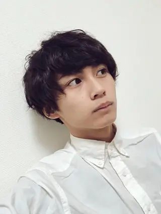 パーマ メンズ MOLLA 浅香山店所属・谷口ゆめ/縮毛矯正/ カット/美眉ワックスのヘアスタイル