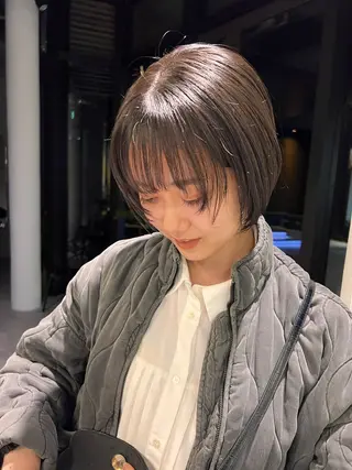 ショート 上田 エミのヘアスタイル