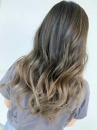 ロング 🥇近藤 恭輔🥇 Recharme新保のヘアスタイル