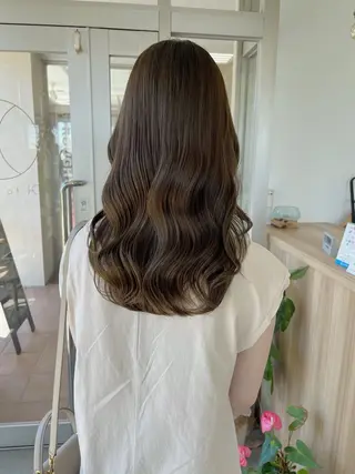 セミロング 荒川泰輝 /オリーブカラーのヘアスタイル