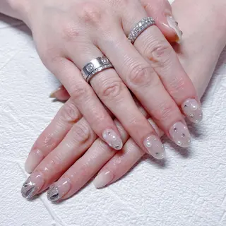 ネイル 長瀬 瑠霞のネイルデザイン