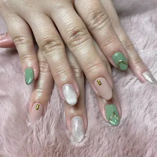 ネイル I DOOL所属・I DOOL yuiのネイルデザイン