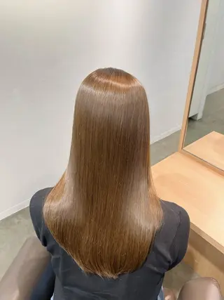 ロング EVOKE TOKYO所属・EVOKE みなもこのヘアスタイル