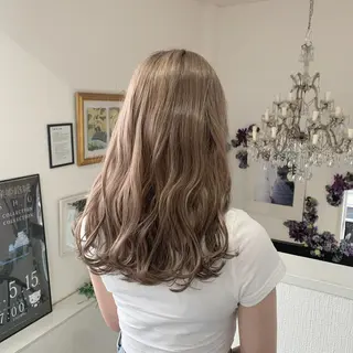 セミロング カラー 袴田 伊代のヘアスタイル