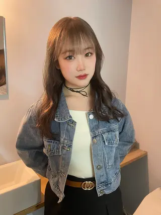 セミロング カラー カットモデル/ ハイトーン/ゆうあのヘアスタイル