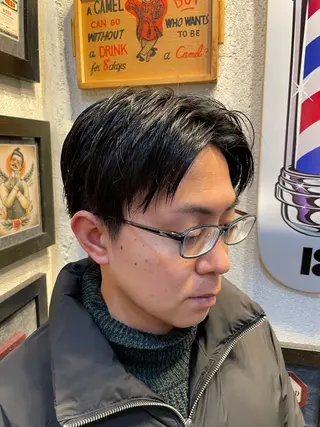 ミディアム ヒロ銀座大阪店 💈ナオヤ💈のヘアスタイル