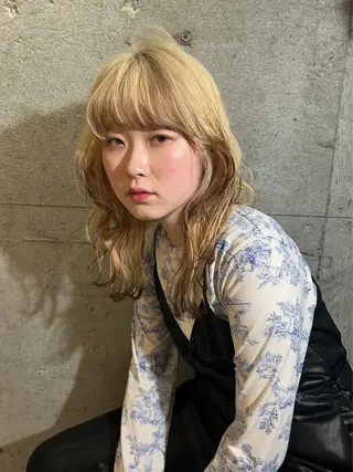 セミロング 松井ゆら/ 酸性ストレート/暖色のヘアスタイル