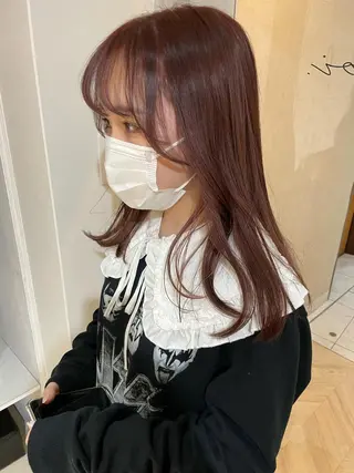 セミロング カラー akane .のヘアスタイル