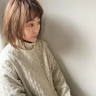 ミディアム カラー 美髪ストレート 川本雄己のヘアスタイル