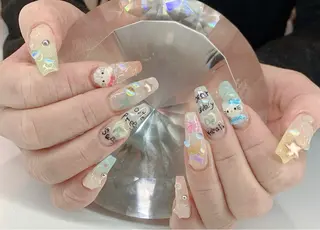 ネイル LoaChaton kaeのネイルデザイン