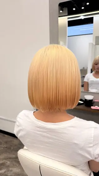 ミディアム 🌈ハイトーンカラー ⋆˚ʚɞにいな🌈のヘアスタイル