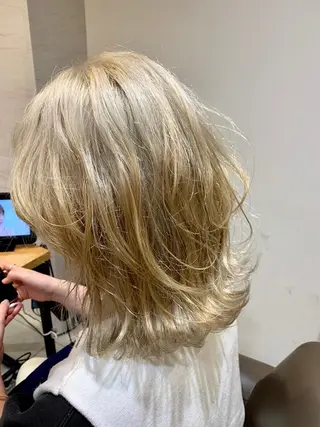 ミディアム カラー 縮毛矯正✖️似合わせ 🌻ヒトミのヘアスタイル