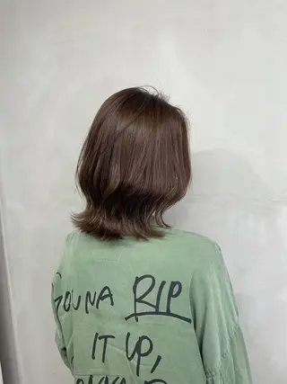 ミディアム カラー 透け感カラー✂️ yuuのヘアスタイル