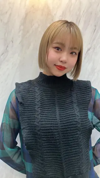 ショート カラー ヘアアレンジ ARIA💎縮毛矯正 ブリーチ💎複雑履歴のヘアスタイル