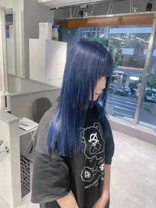 ロング カラー ikuma/ ミルクティーのヘアスタイル