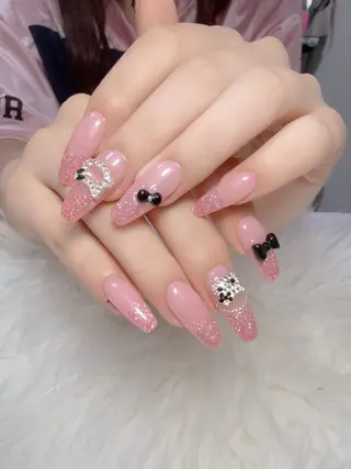 ネイル 西野 カナのネイルデザイン