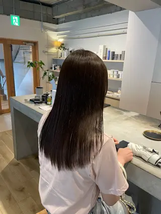 カラー まとい  ︎︎のヘアスタイル