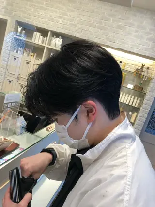 パーマ メンズ 韓国メンズヘア シンユウのヘアスタイル