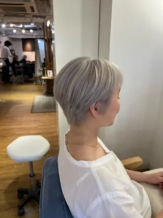 ショート カラー バレイヤージュ茅ヶ崎 オオタ カズキのヘアスタイル