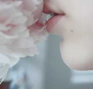 U_la所属・U_la [ウーラ] 片岡の眉毛・アイブロウイメージ