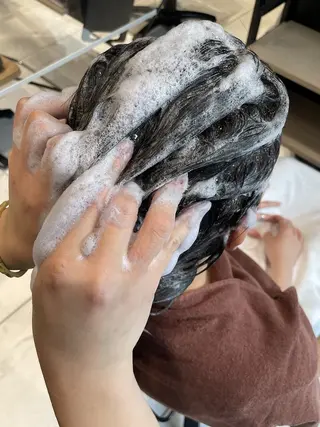 銀座✨綺麗になれる ストレート✨中山蓮のヘアスタイル