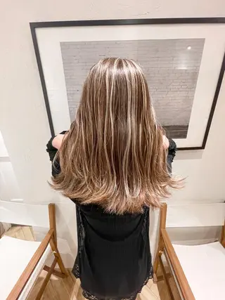 セミロング 佐藤/本物志向の 髪質改善サロンのヘアスタイル