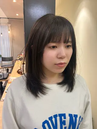 ミディアム カラー hub hair レイヤー/透明感のヘアスタイル