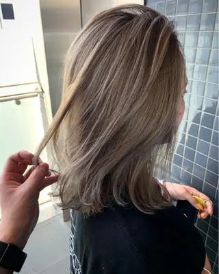 ミディアム カラー 髪質改善サロン 心斎橋ARCHEのヘアスタイル