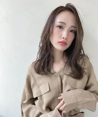 セミロング KAMIGAMI所属・KAMIGAMI SAKAEのヘアスタイル