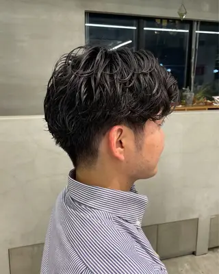 パーマ メンズ 鶴井 美空のヘアスタイル