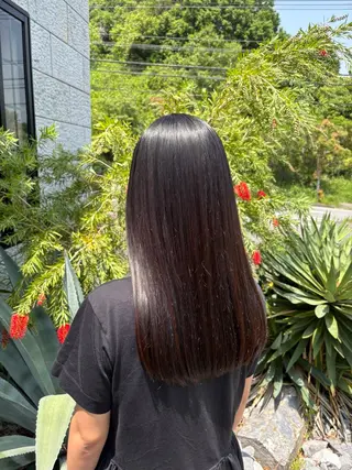 ロング カラー ガレリアエレガンテ RINAのヘアスタイル
