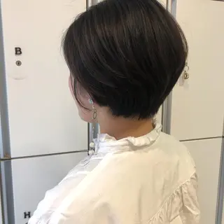 ショート ヘアアレンジ レイヤー/顔まわり カット/地毛風カラーのヘアスタイル