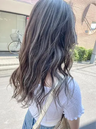 ロング カラー ヘアアレンジ rii-🩰 トレンド韓国ヘアのヘアスタイル