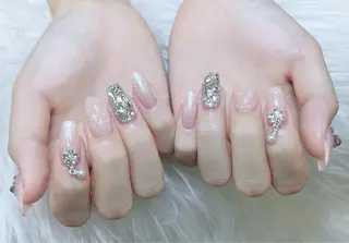 ネイル Amee Nailsalonのネイルデザイン