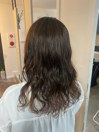 ロング パーマ ボブ/透明感カラー 岸本涼奈のヘアスタイル