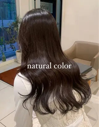 ロング 赤みオフの透明感職人 /ケア重視の美髪施術のヘアスタイル
