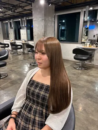 ロング カラー ハイトーンブロンド 横浜💞ミオのヘアスタイル