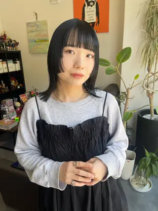 ミディアム アトム/ウルフ パーマ/レイヤーのヘアスタイル