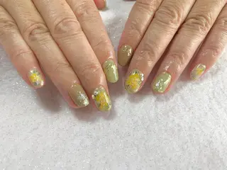 ネイル 手塚 里奈のネイルデザイン