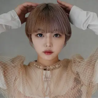 ショート ハイトーンカラー/ さらさのヘアスタイル