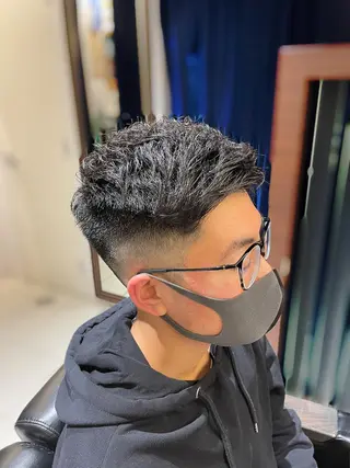 ショート パーマ メンズ NEXUS ZA FIRST 銀座所属・岡崎 隆晟のヘアスタイル