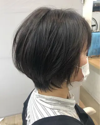 ショート ヤナギウチ エリカのヘアスタイル