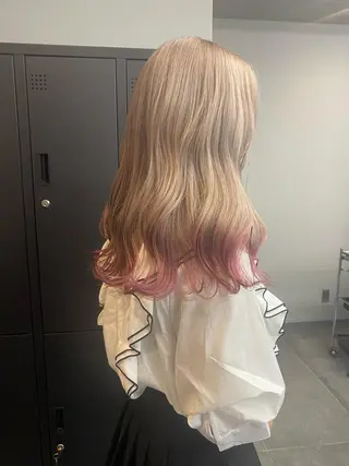 ロング maco 艶感ハイトーン🦋のヘアスタイル